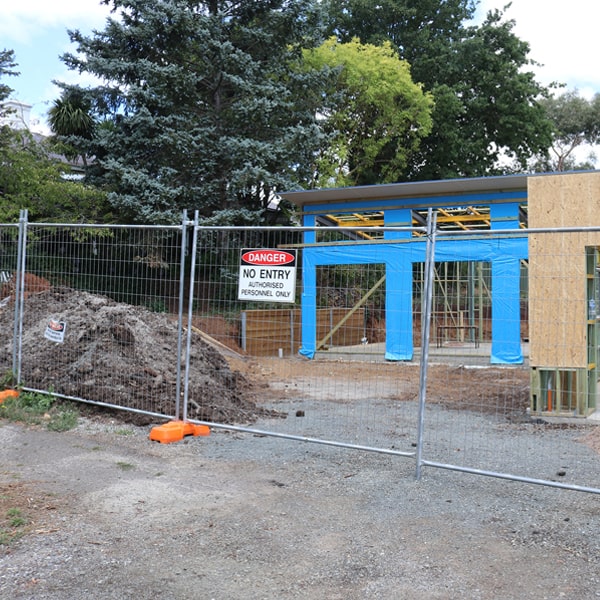 do you deliver and install temporary fencing and what's the price for this in Maryland